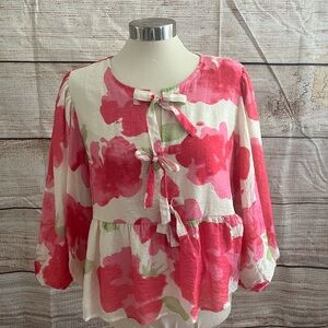 JODIFL Pink and White Floral Top